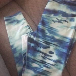 Old navy athletic leggings💗